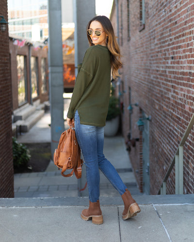 Ruthie Waffle Knit Pocket Top - Olive
