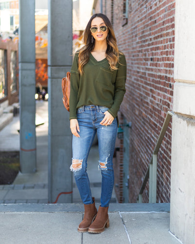 Ruthie Waffle Knit Pocket Top - Olive