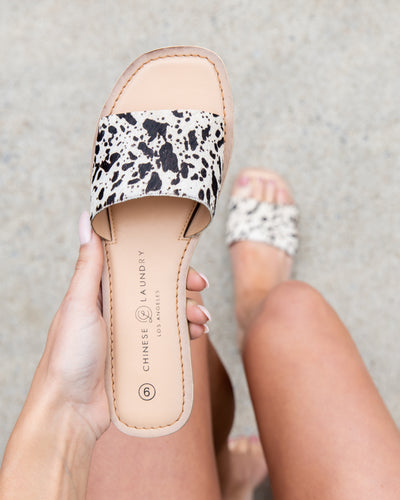 Chinese Laundry Charlie Cow Print Sandals - Black