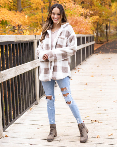 Cozy In The Cabin Jacket - Mocha