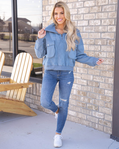 Morning Chill Pullover - Baby Blue