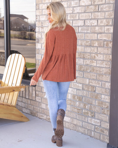 Comfortably Cute Top - Rust