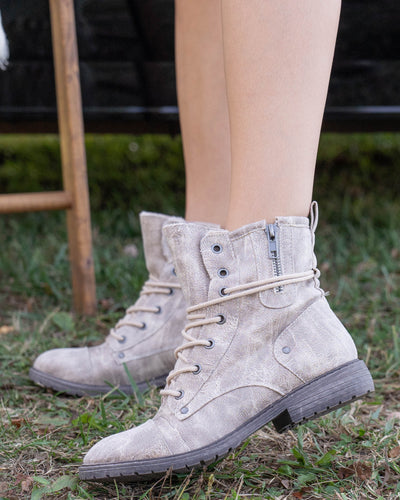 Kenia Combat Bootie - Cream