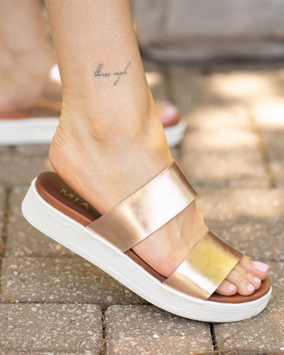 Step Into Comfort Sandal - Rose Gold