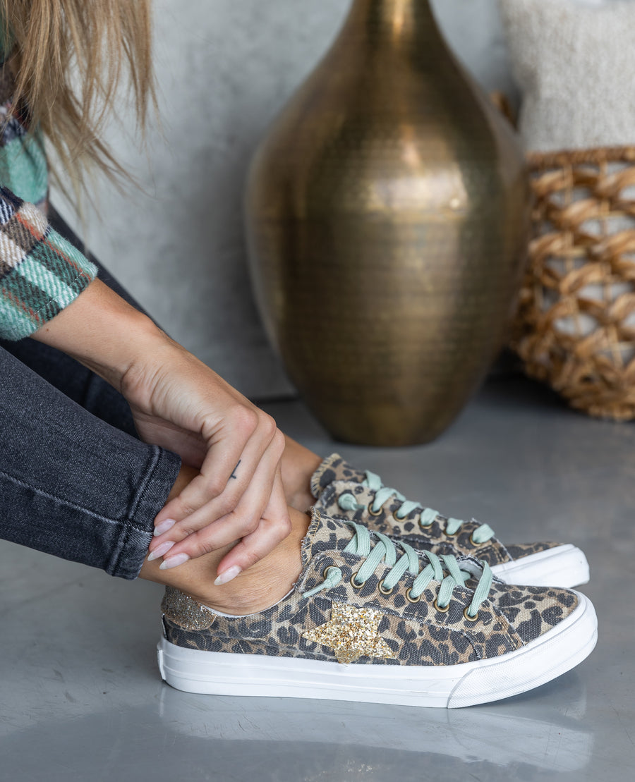 Aidan Lace Up Sneakers - Leopard