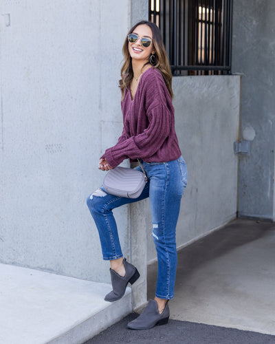 Drew V-Neck Cable Knit Sweater - Dark Mauve