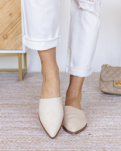 Monroe Slip On Mules - Beige