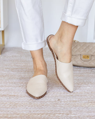 Monroe Slip On Mules - Beige
