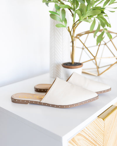 Monroe Slip On Mules - Beige