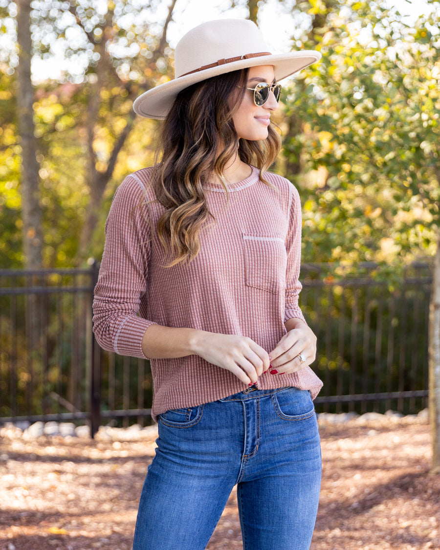 Kit Ribbed Pocket Top - Rust