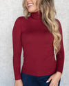 Ashton Fitted Turtleneck - Burgundy