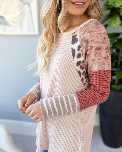 Go Beyond Basic Top - Taupe