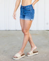 Riley Shorts - Medium Wash