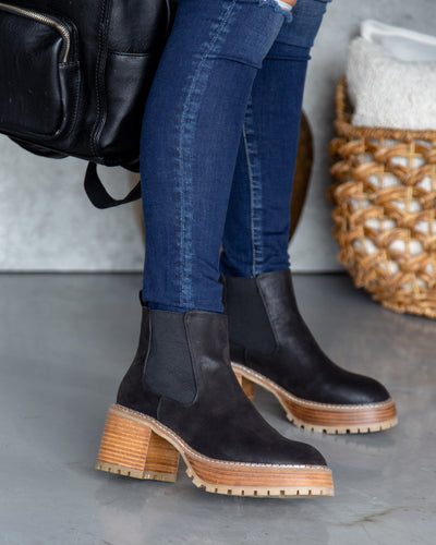 Robin Slip On Booties - Black